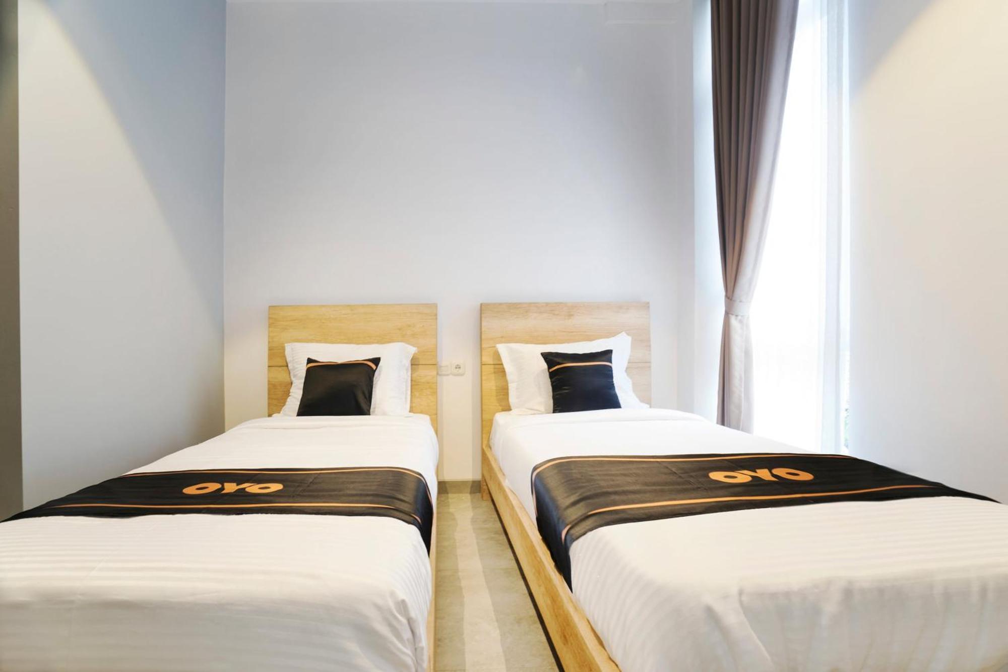 Oyo 2627 Ratamya Co-living 3*